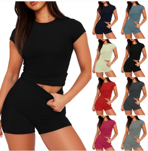 Chic Fit 2-Piece Shorts Set